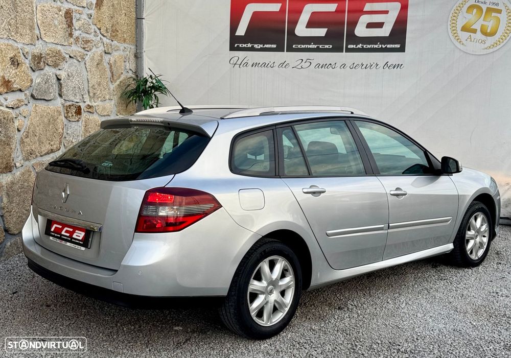 Renault Laguna Break 1.5 dCi Dynamique S - 8