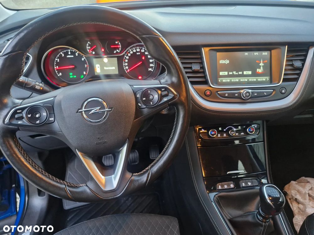 Opel Grandland X 1.2 Start/Stop INNOVATION - 19