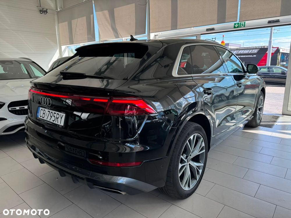 Audi Q8 - 4
