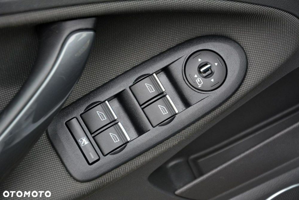 Ford Kuga 2.0 TDCi 4WD Titanium - 31