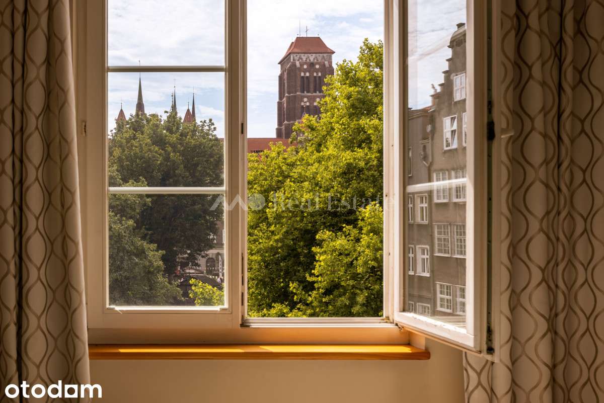 3 pokoje, widok na Bazylikę oraz skwer Świętopełka