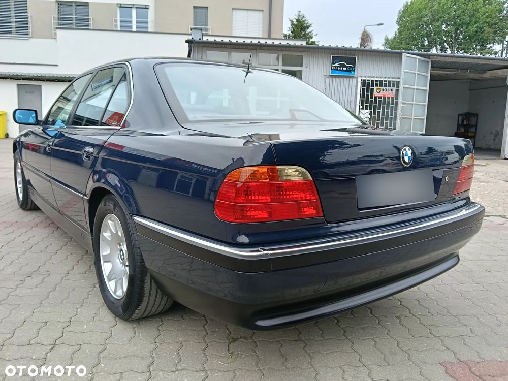 BMW Seria 7 - 9