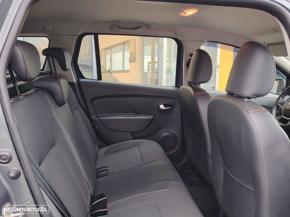 Dacia Logan MCV 0.9 TCe Stepway - 21