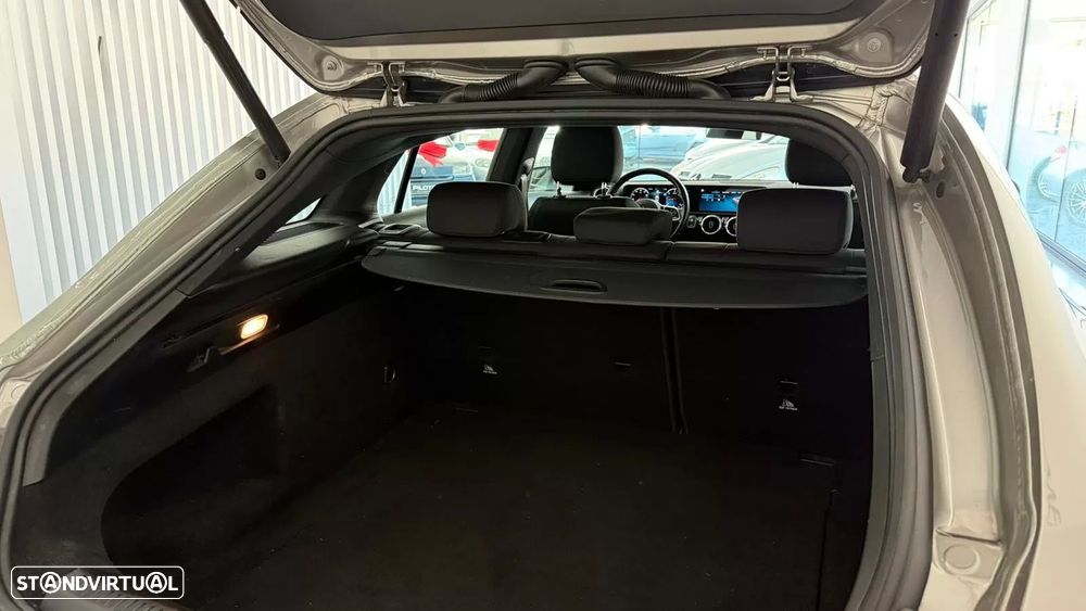 Mercedes-Benz CLA 180 d Shooting Brake Style Plus - 30