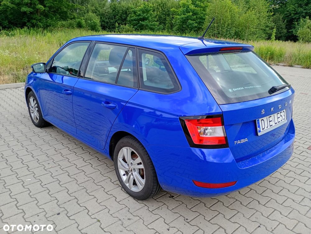 Skoda Fabia 1.0 TSI Ambition - 10