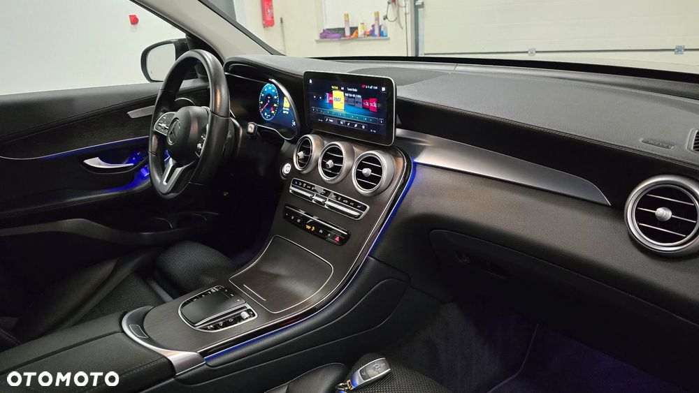 Mercedes-Benz GLC 300 de 4Matic 9G-TRONIC AMG Line Plus - 20