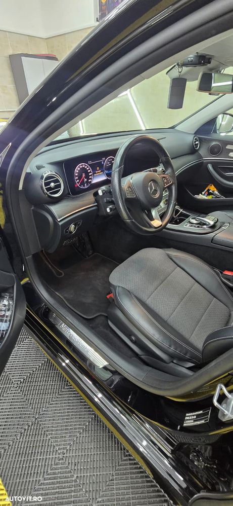 Mercedes-Benz E - 18