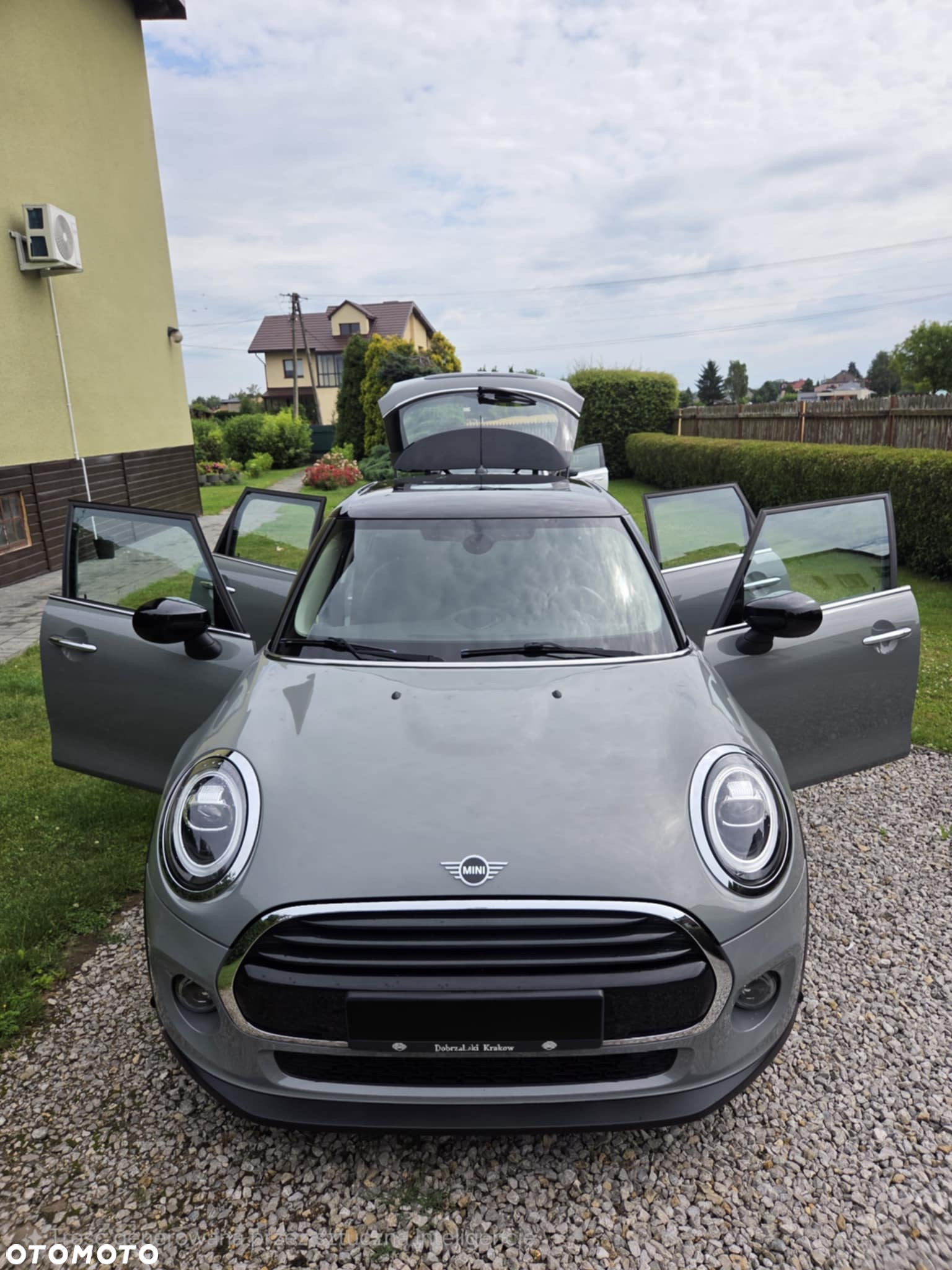 MINI Cooper Standard - 3