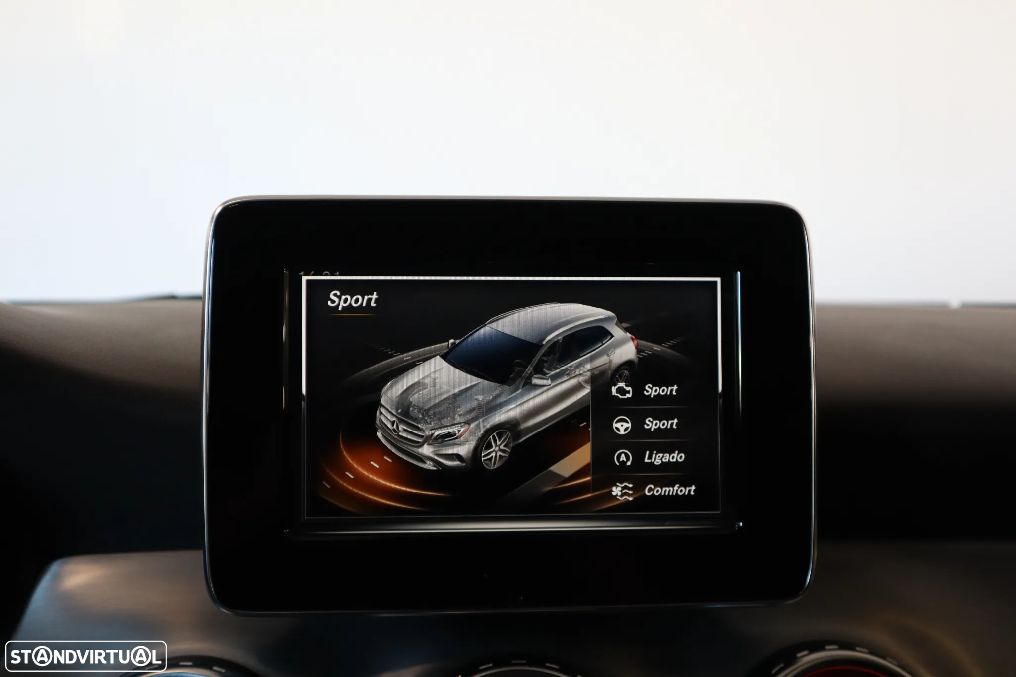 Mercedes-Benz GLA 180 (CDI) d AMG Line - 17