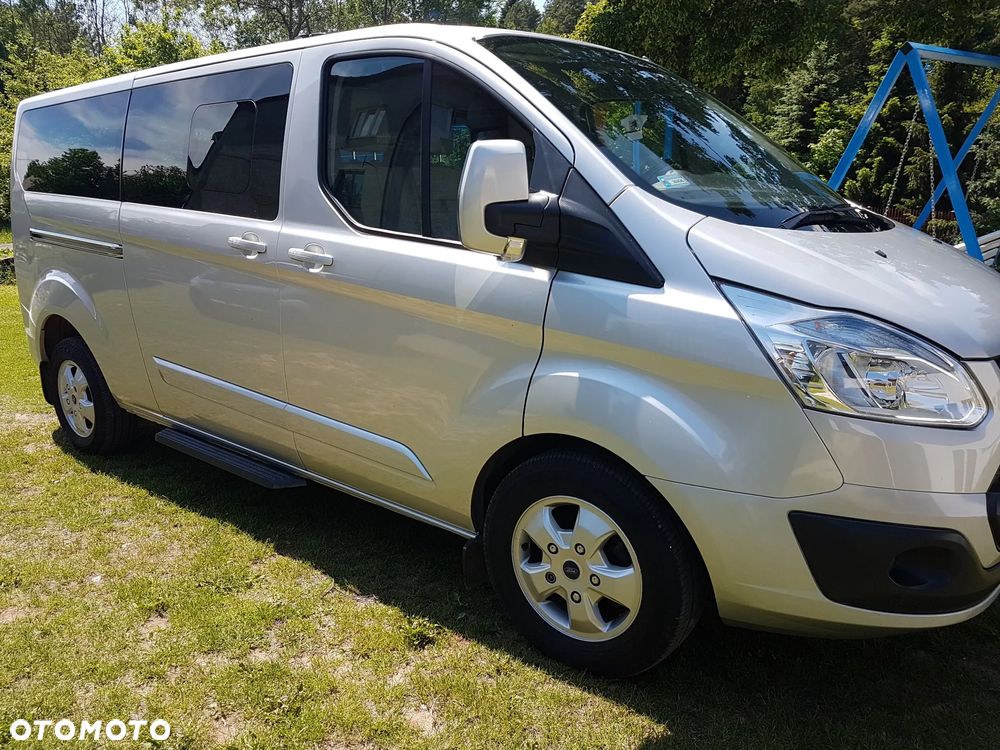 Ford Tourneo Custom - 10