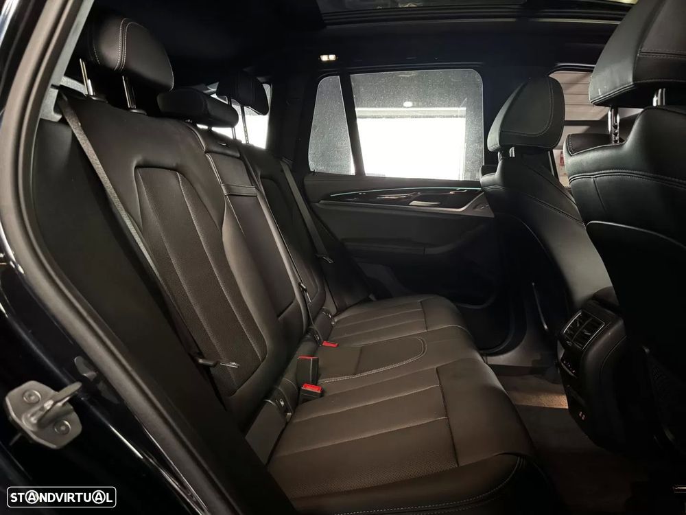 BMW iX3 M Sport Inspiring - 31