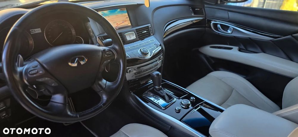 Infiniti M M30d S Premium - 10