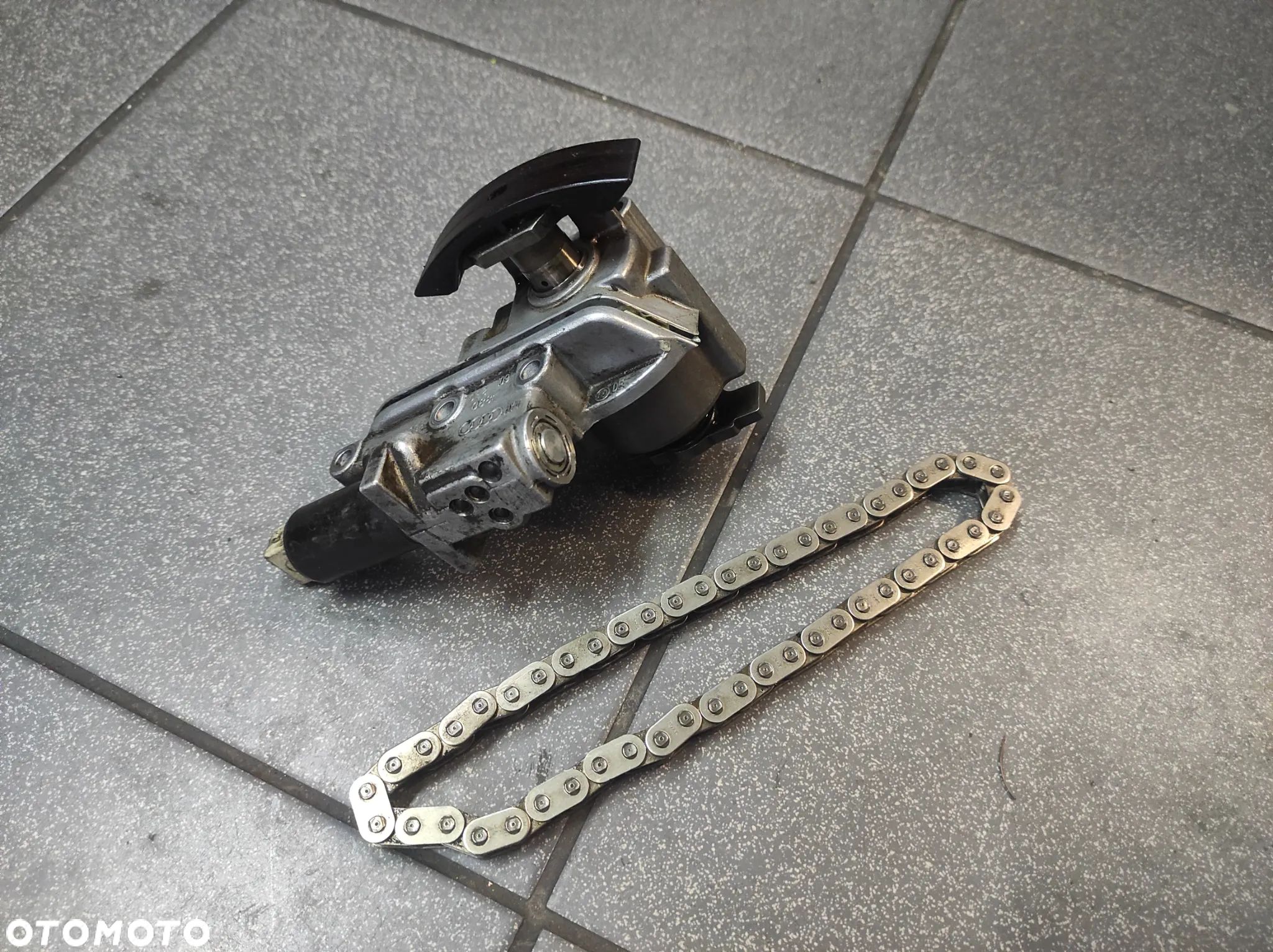 NAPINACZ ŁAŃCUCHA ROZRZADU 1.8 T FAZATOR ŁAŃCUCH REGULATOR FAZ ROZRZĄDU 058109088E WYSYŁKA !!! - 1