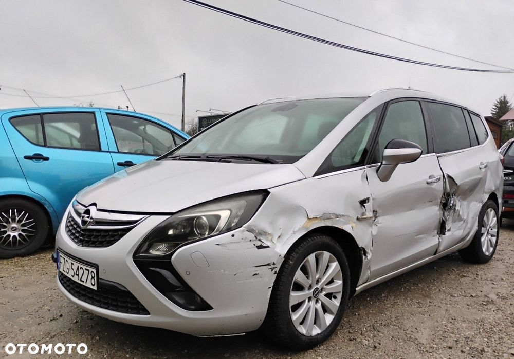 Opel Zafira - 2