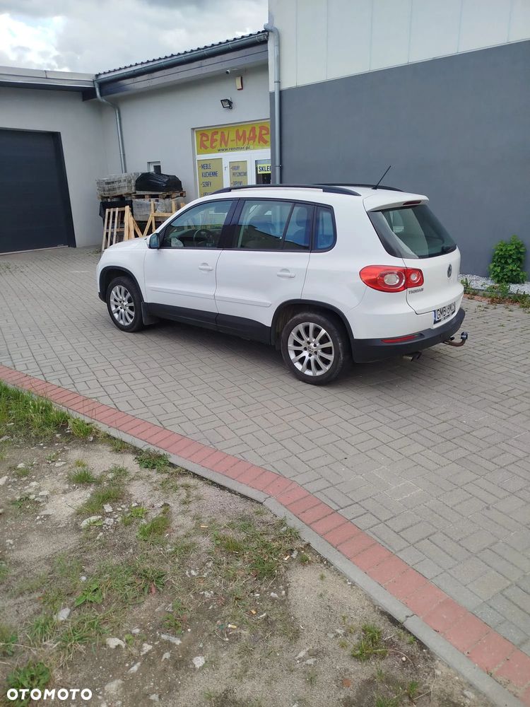 Volkswagen Tiguan 2.0 TDI 4Mot Track&Field - 4