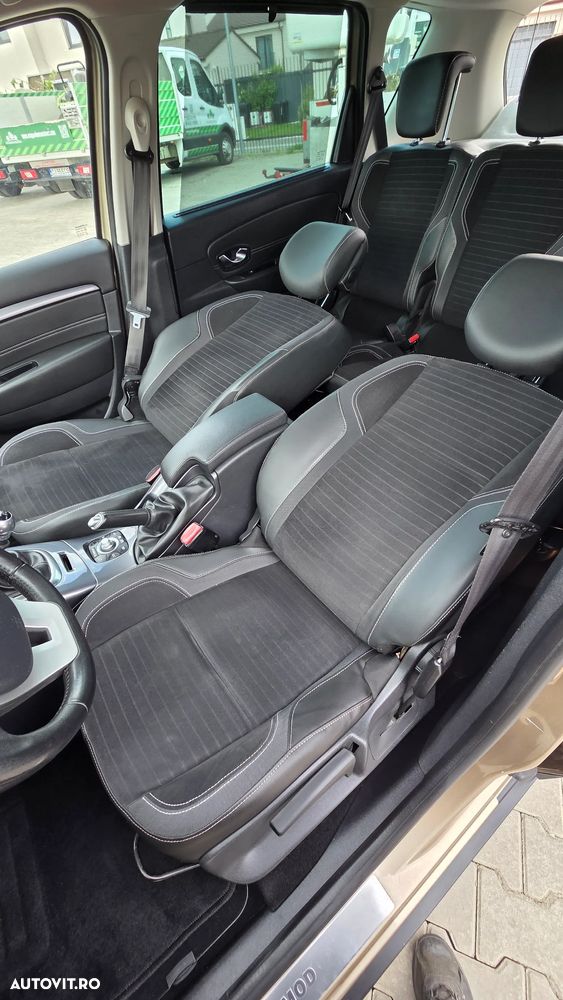 Renault Scenic - 27