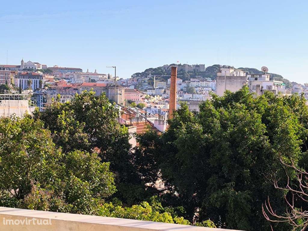 T3 Duplex Novo com Terraço junto à Praça da Alegria | Lisboa - Grande imagem: 4/33