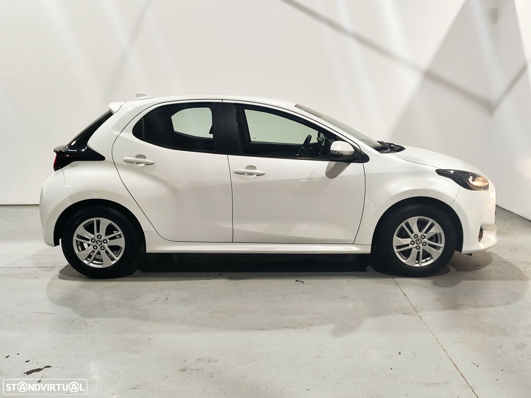 Toyota Yaris 1.0 VVT-i Comfort Plus - 9