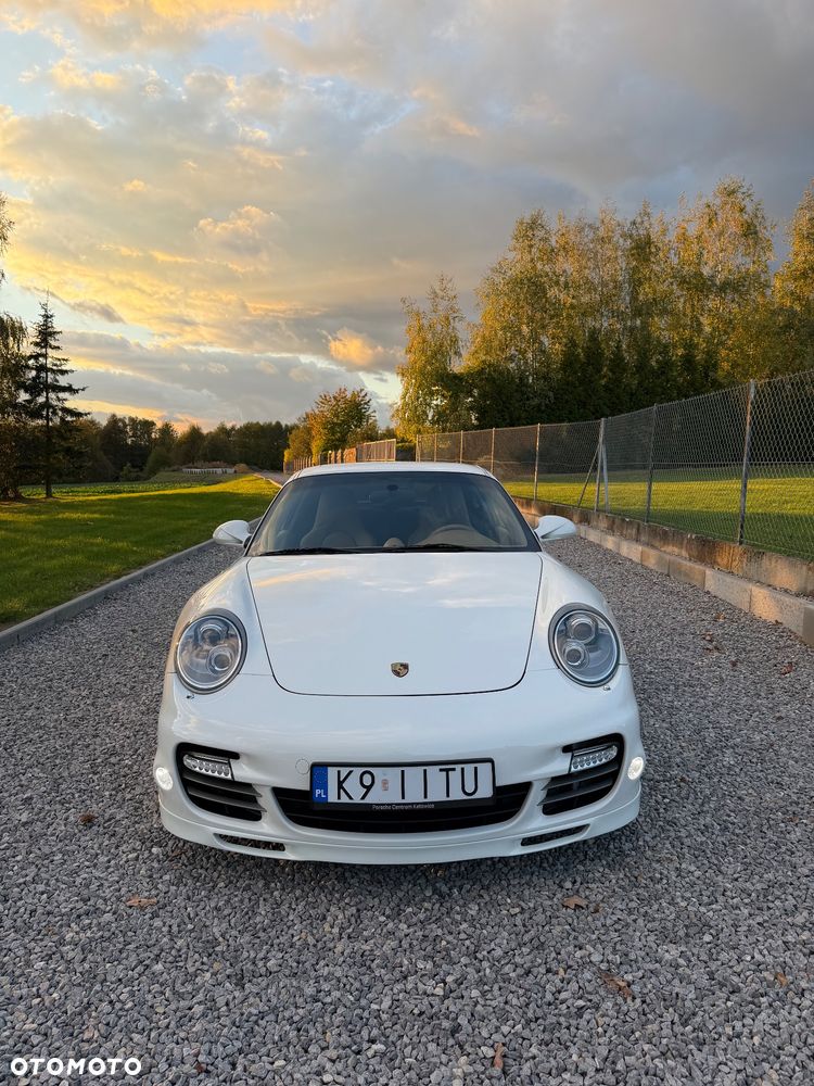 Porsche 911 Turbo S - 21