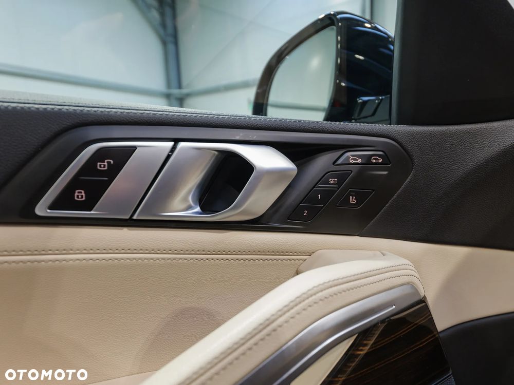 BMW X6 xDrive30d - 34
