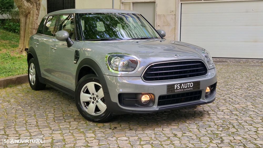MINI Countryman Cooper Essential - 2