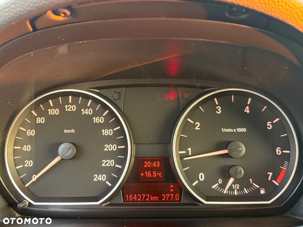 BMW Seria 1 - 18