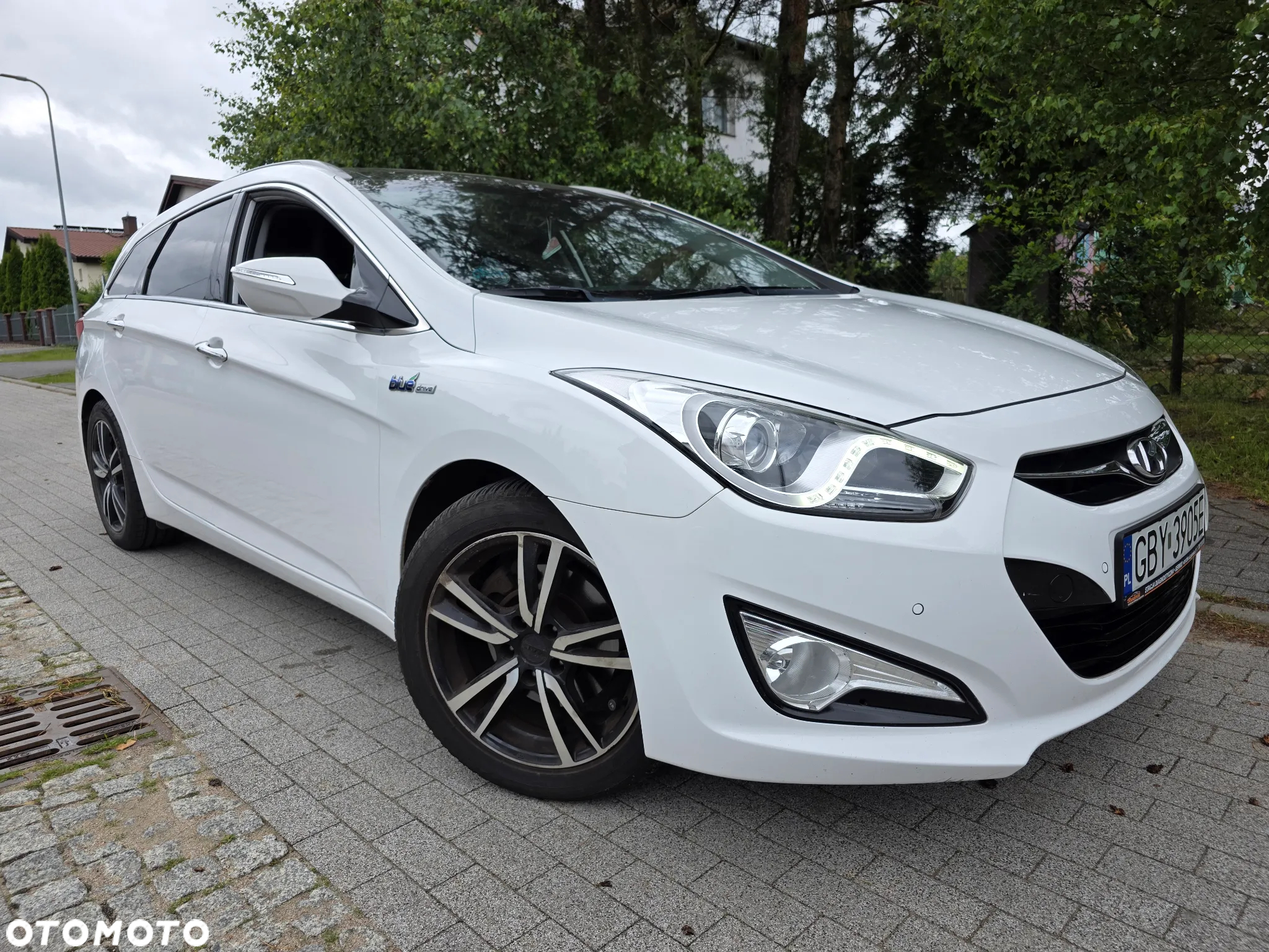 Hyundai i40 Kombi blue 1.7 CRDi Family - 13