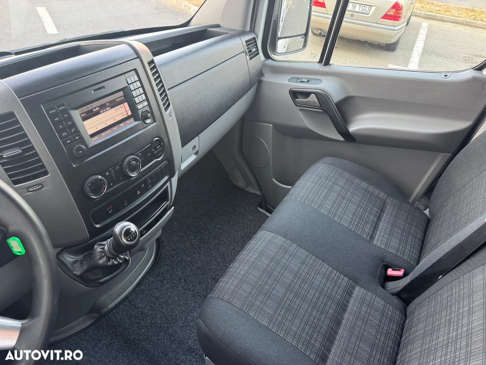 Mercedes-Benz Sprinter - 22