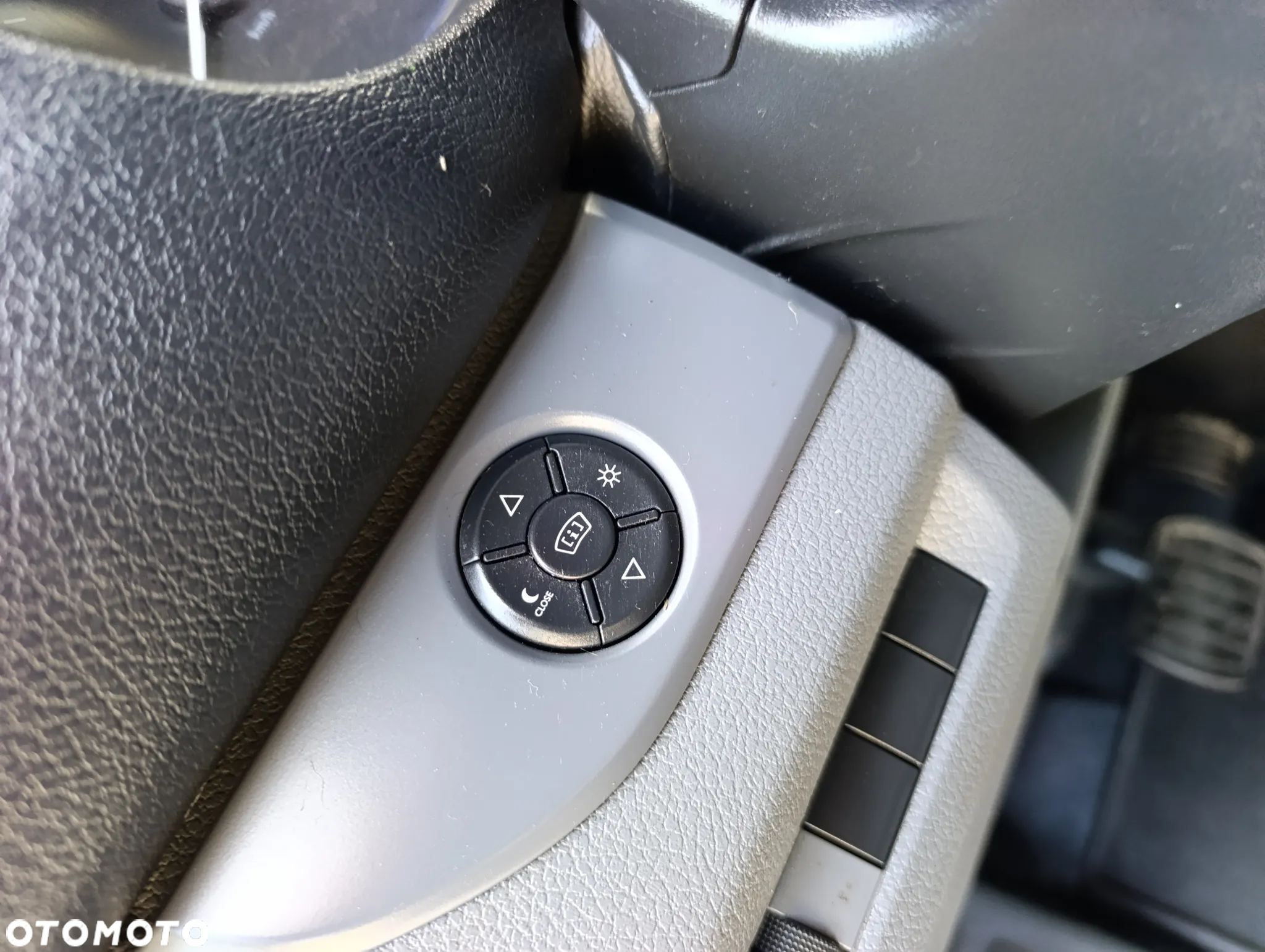 Peugeot Expert - 26
