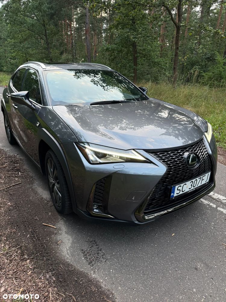 Lexus UX - 2