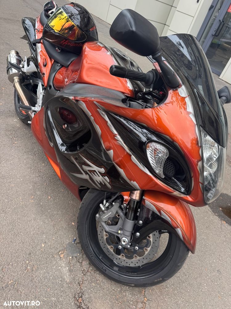 Suzuki GSX 1300R Hayabusa - 2