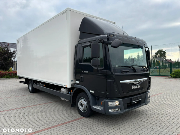 MAN TGL 12.250 Kontener Dł. 7,30 m 18 Palet