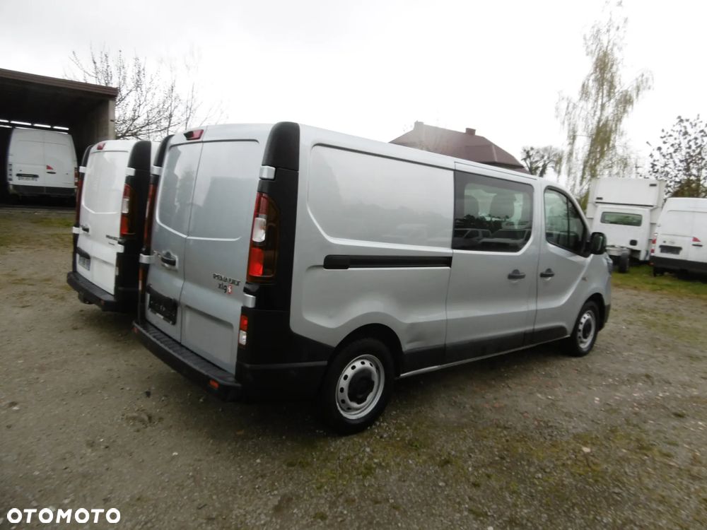 Renault Trafic - 16