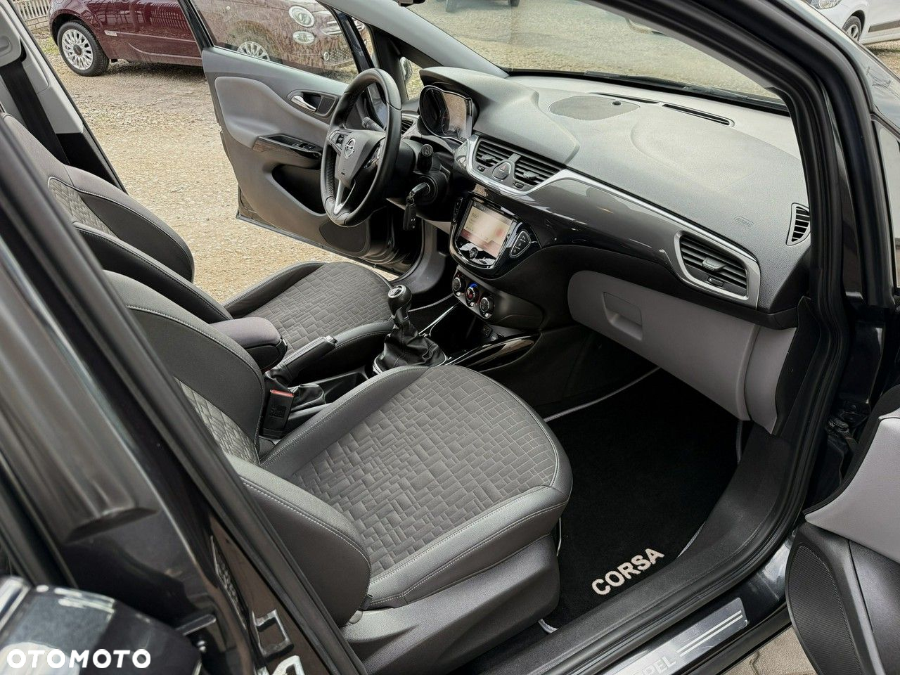Opel Corsa 1.4 T Cosmo S&S - 22