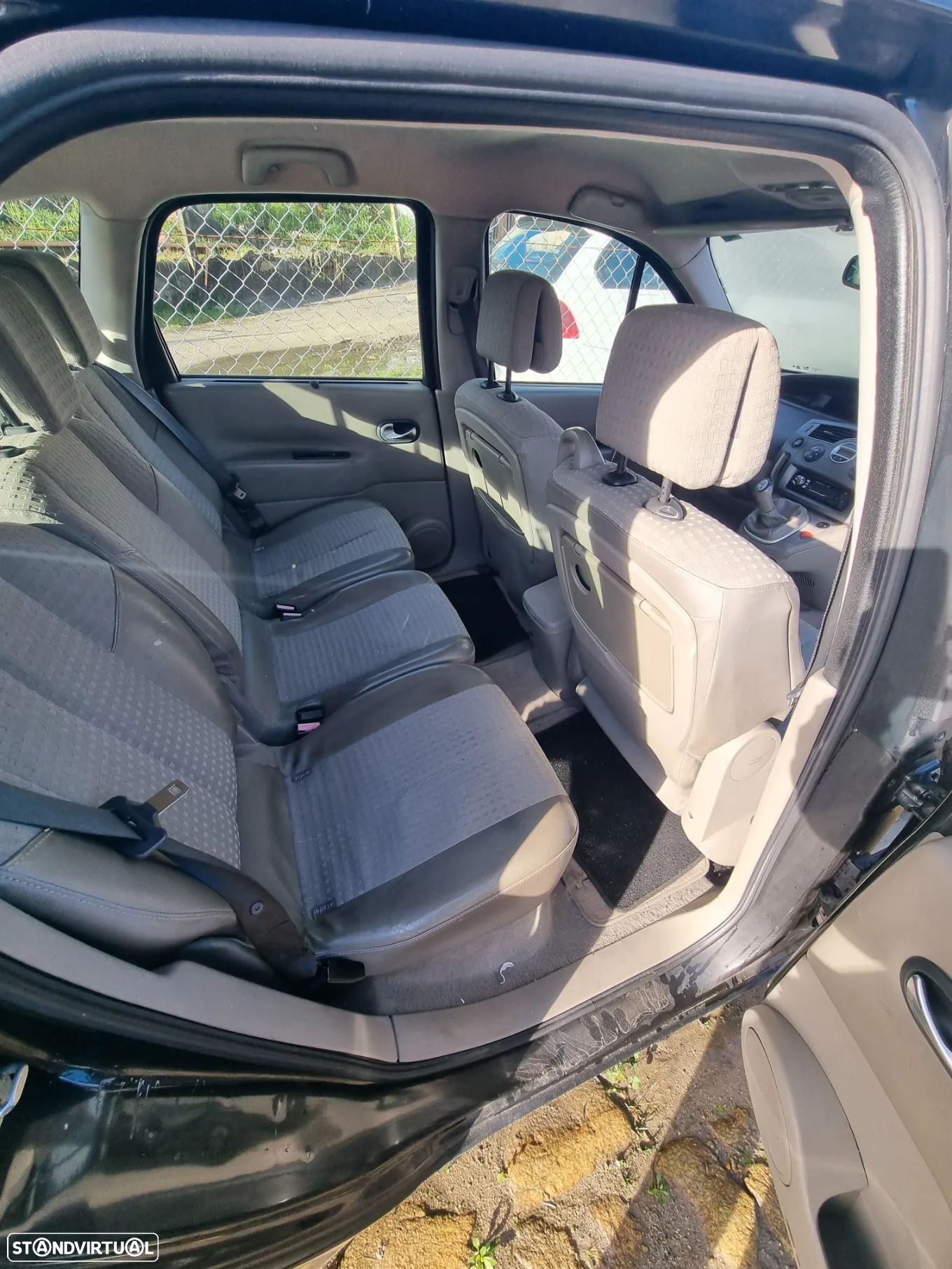 Renault Scénic 1.5 dCi Confort - 4