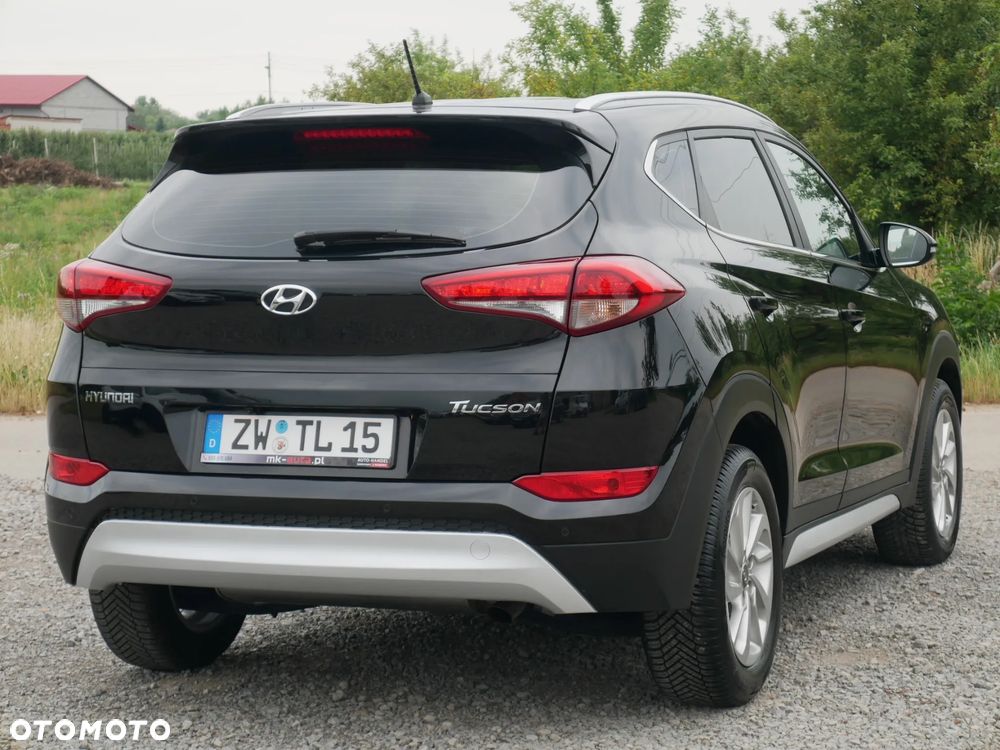 Hyundai Tucson 1.7 CRDI BlueDrive Comfort 2WD DCT - 9