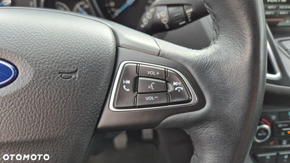 Ford C-MAX 1.5 EcoBoost Start-Stop-System Titanium - 19