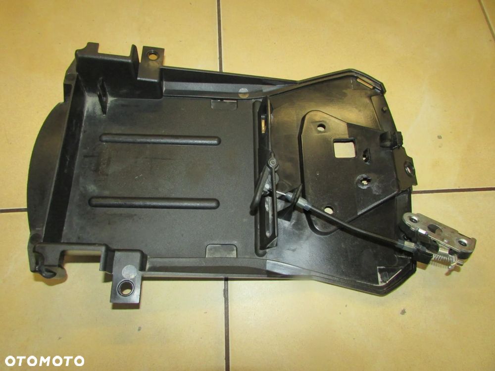 Aprilia RS 125 22r rygiel kanapy