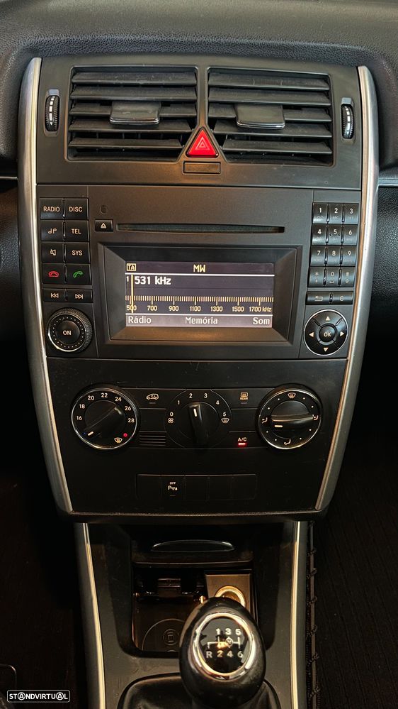 Mercedes-Benz B 180 CDI - 25