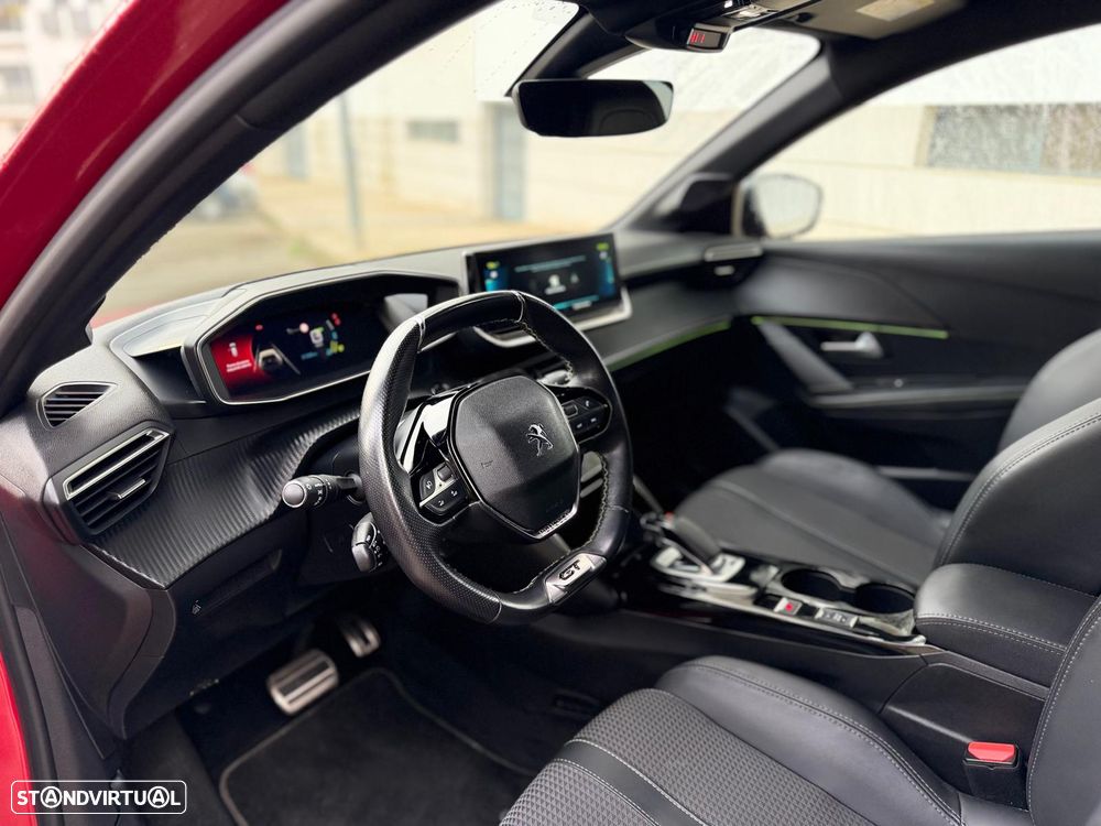 Peugeot e-208 GT - 21