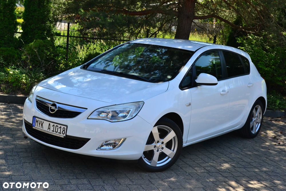 Opel Astra - 1