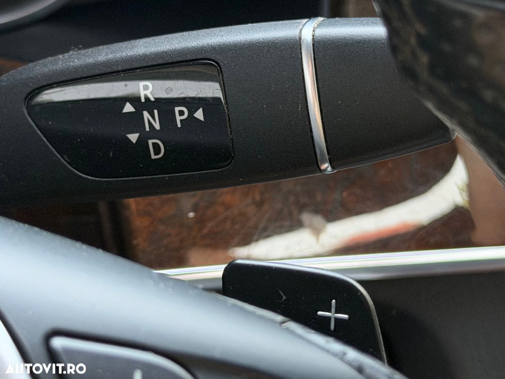 Mercedes-Benz E 220 CDI 7G-TRONIC Avantgarde - 24