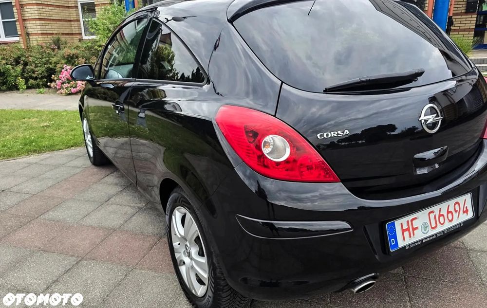 Opel Corsa 1.4 16V Satellite - 18