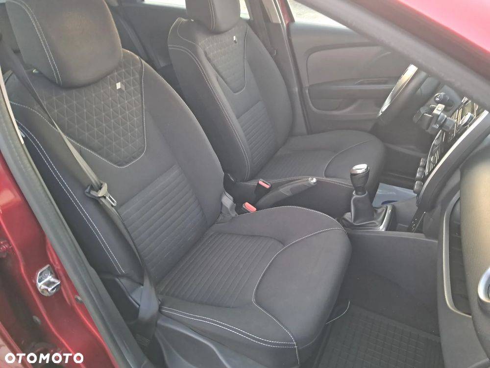 Renault Clio 1.2 16V 75 LIMITED - 21