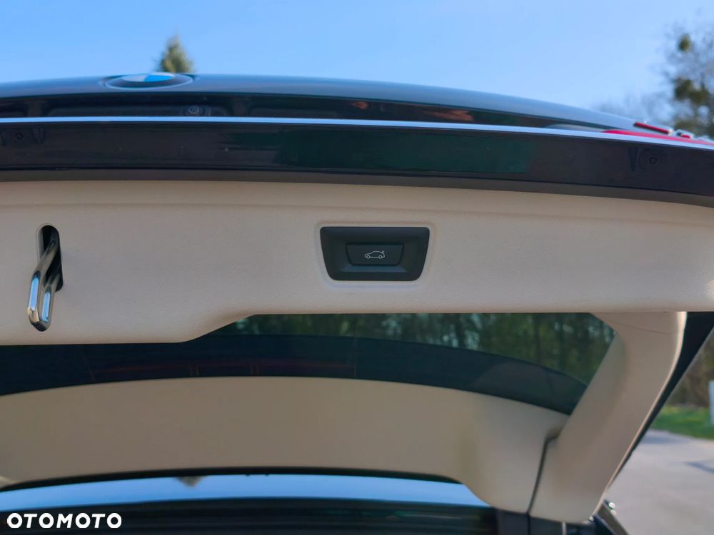 BMW Seria 3 318i Advantage - 19