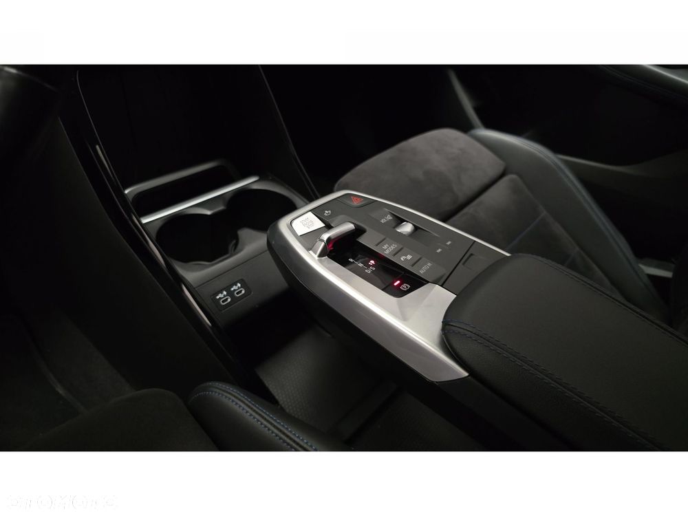 BMW Seria 2 218i M Sport - 22