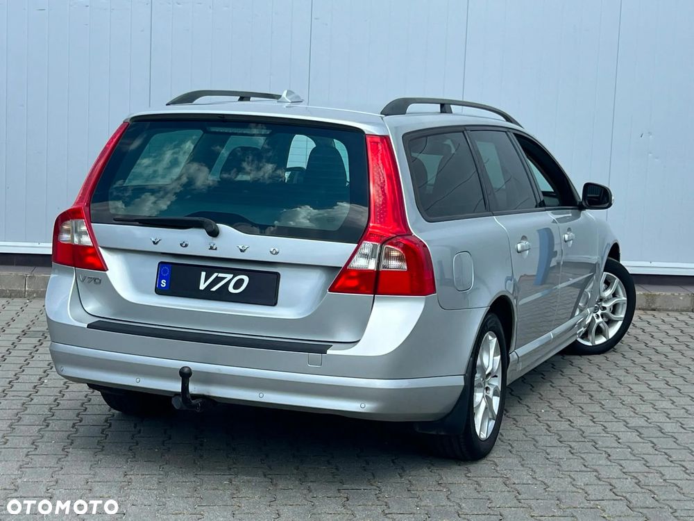 Volvo V70 D5 AWD Summum - 2