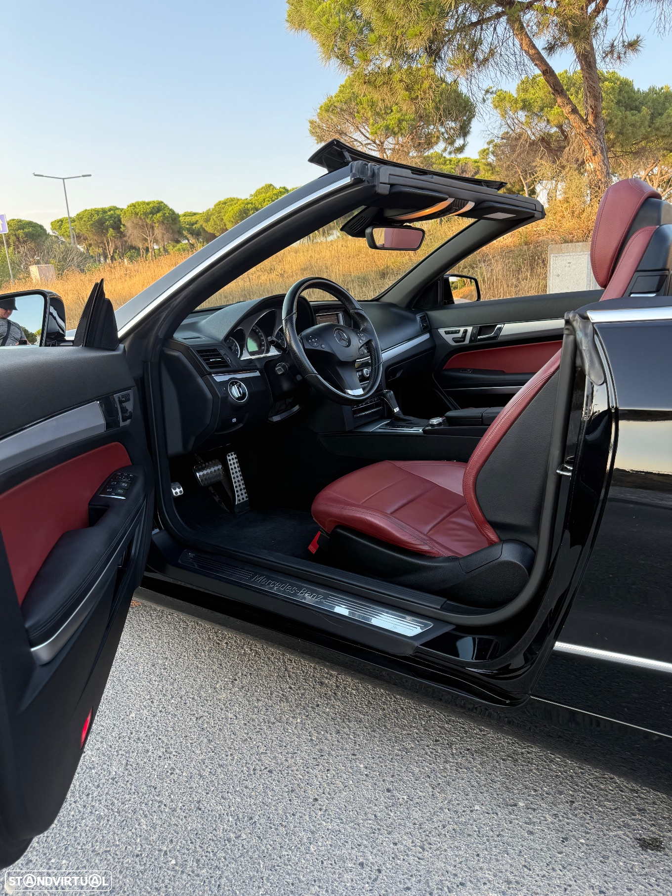 Mercedes-Benz E 200 CGi Avantgarde BlueEfficiency Auto - 22