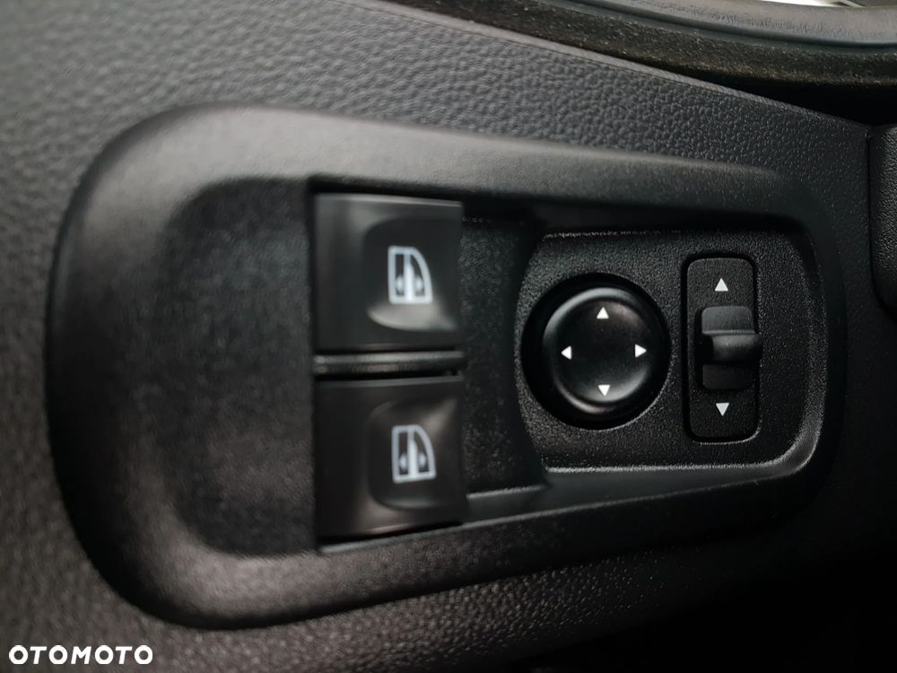 Renault MASTER 8EP CHŁODNIA MROŹNIA 4,21x2,10x2,01 IZOTERMA AGREGAT THERMO KING V-500 MAX GRZANIE ZASILANIE Z SILNIKA + ELEKTRYCZNE KRAJOWY - 10