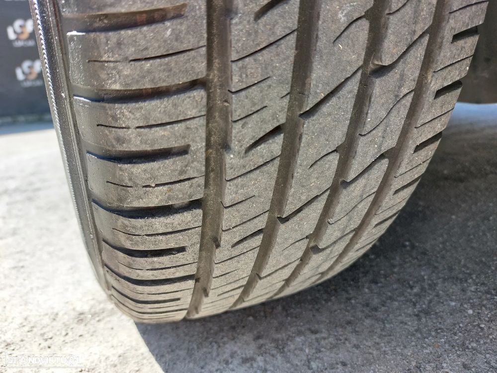 Renault Captur 1.5 dCi EDC - 33